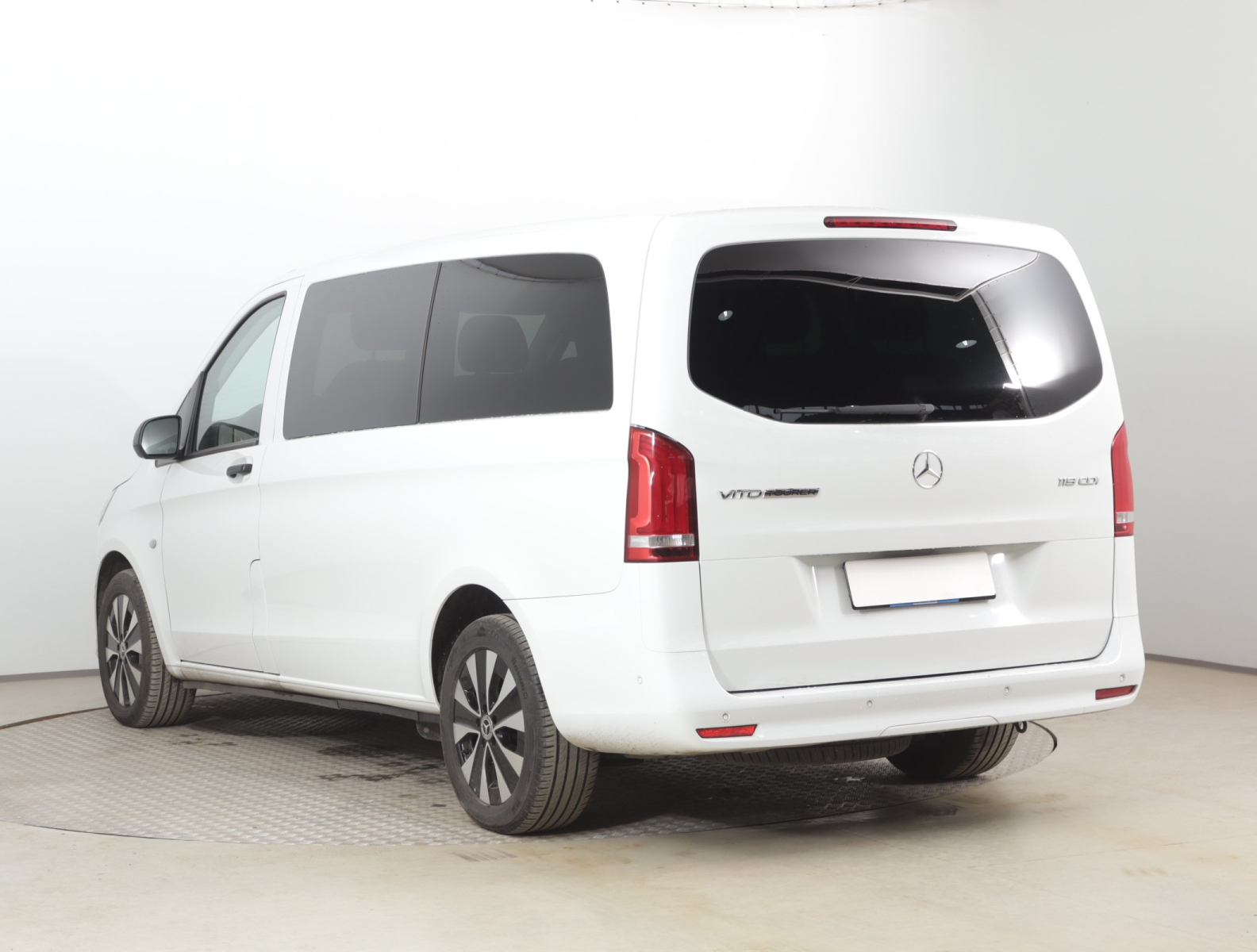 Mercedes-Benz Vito - 2023