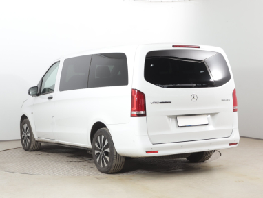 Mercedes-Benz Vito - 2023