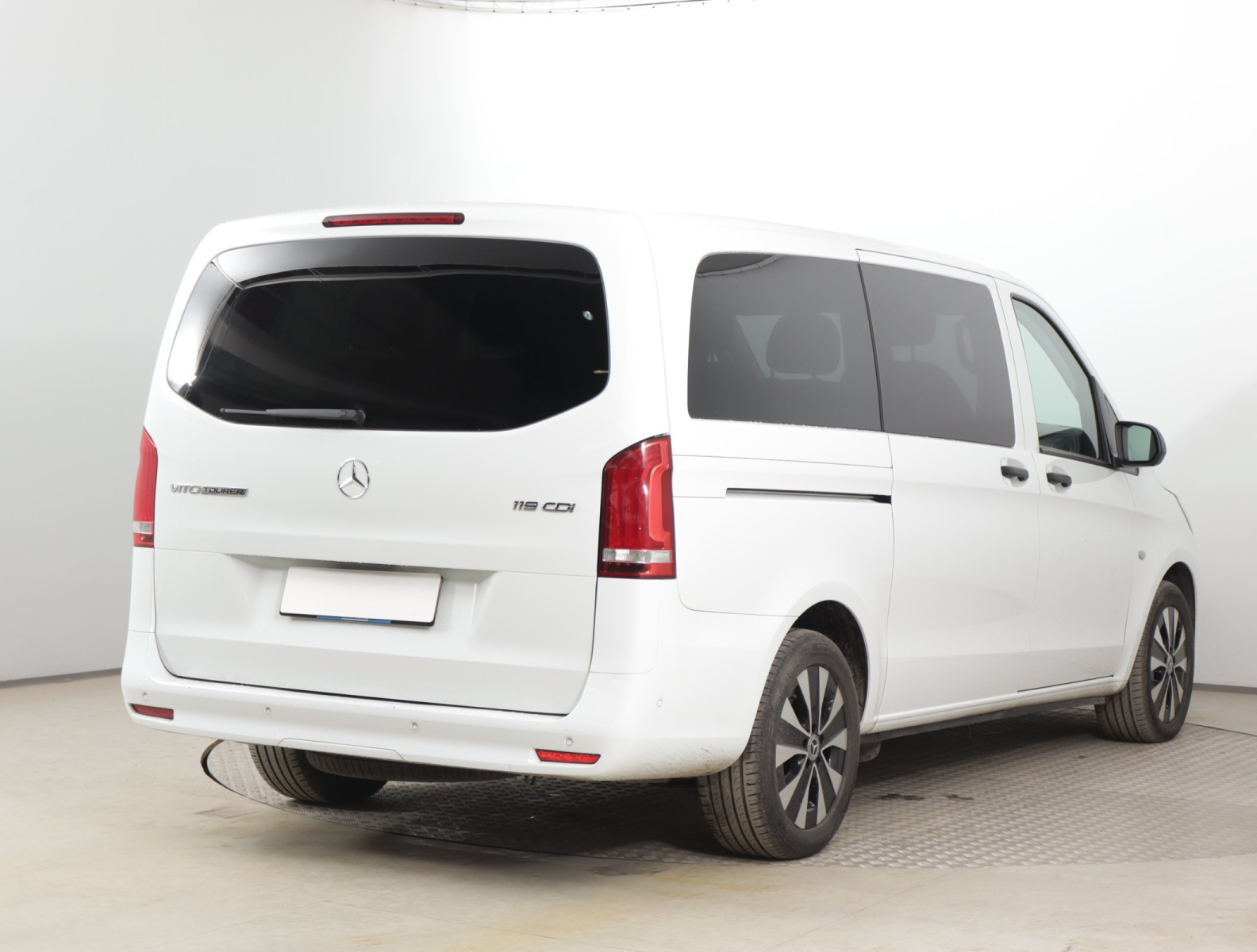 Mercedes-Benz Vito - 2023