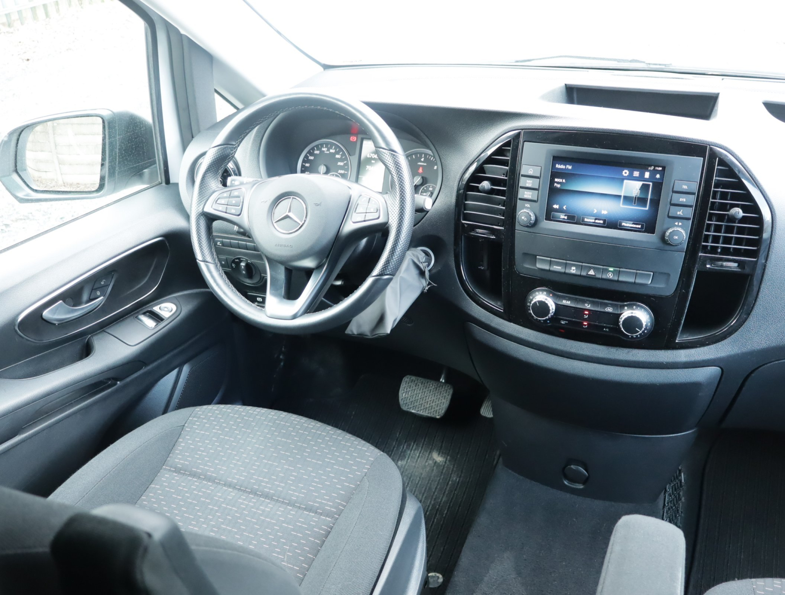 Mercedes-Benz Vito - 2023