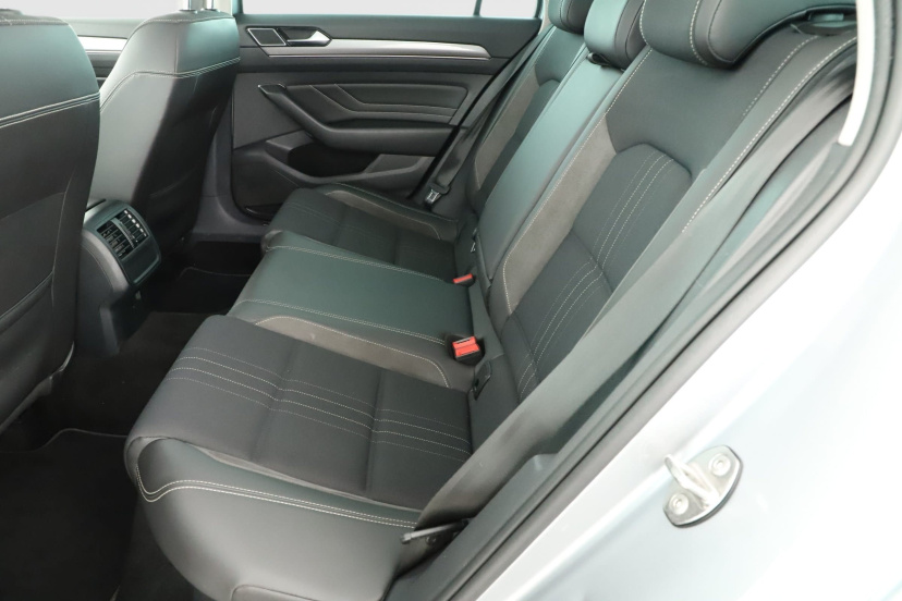 Volkswagen Passat, 2019