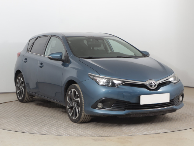 Toyota Auris 2016