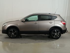 Nissan Qashqai - 2012