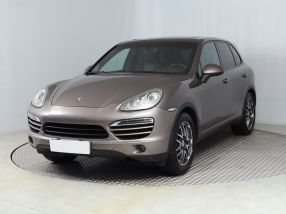 Porsche Cayenne - 2012