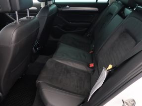 Volkswagen Passat - 2018