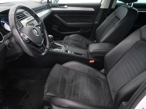 Volkswagen Passat - 2018