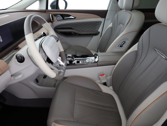 Dongfeng U-Tour