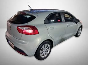 Kia Rio - 2012
