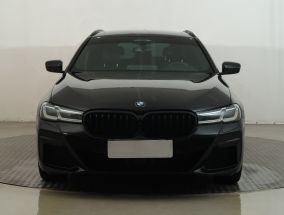 BMW 5 - 2021