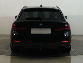 BMW 5 - 2021