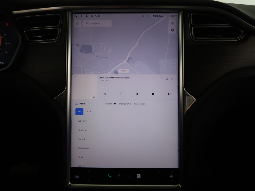 Tesla Model X, 2016