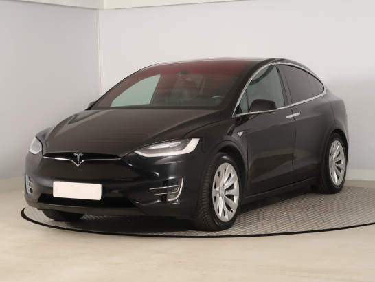 Tesla Model X 90D