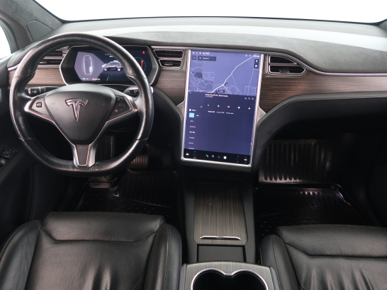 Tesla Model X 90D