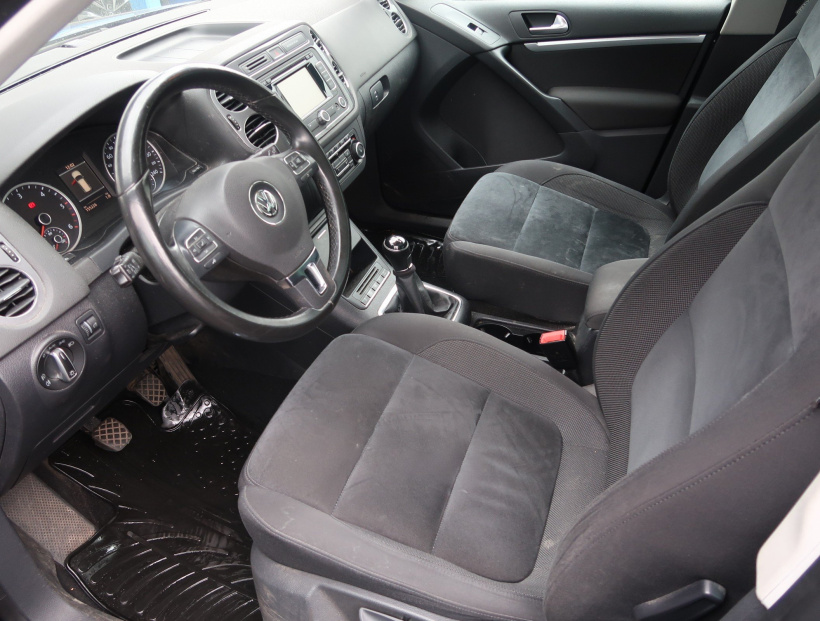 Volkswagen Tiguan, 2012