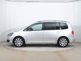 Volkswagen Touran - 2010