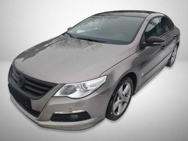 Volkswagen Passat CC 2011