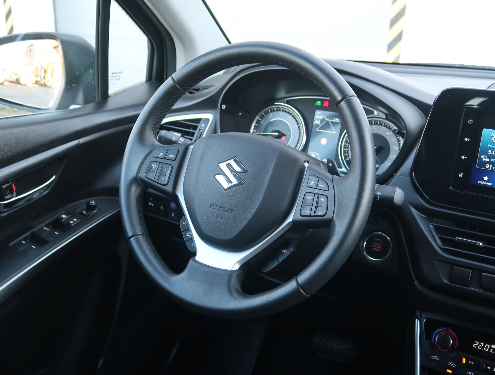 Suzuki SX4 S-Cross - 2024