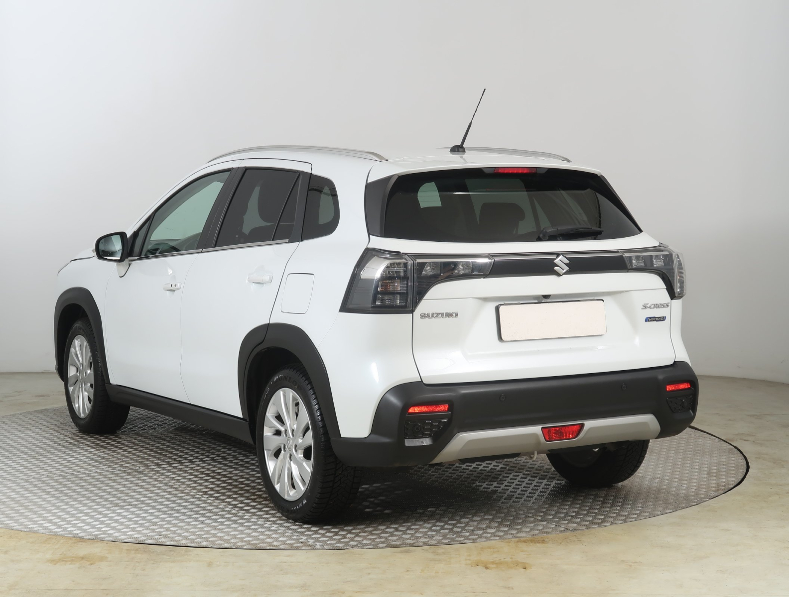 Suzuki SX4 S-Cross - 2024