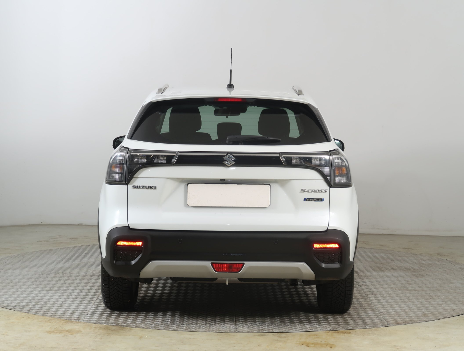 Suzuki SX4 S-Cross - 2024