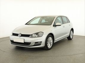 Volkswagen Golf - 2014