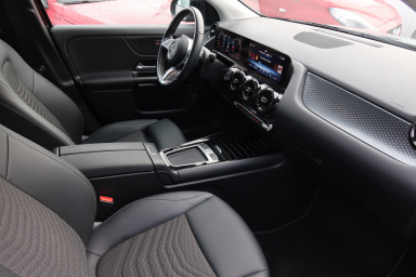 Mercedes-Benz GLA - 2024