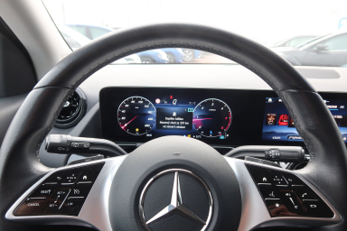 Mercedes-Benz GLA - 2024