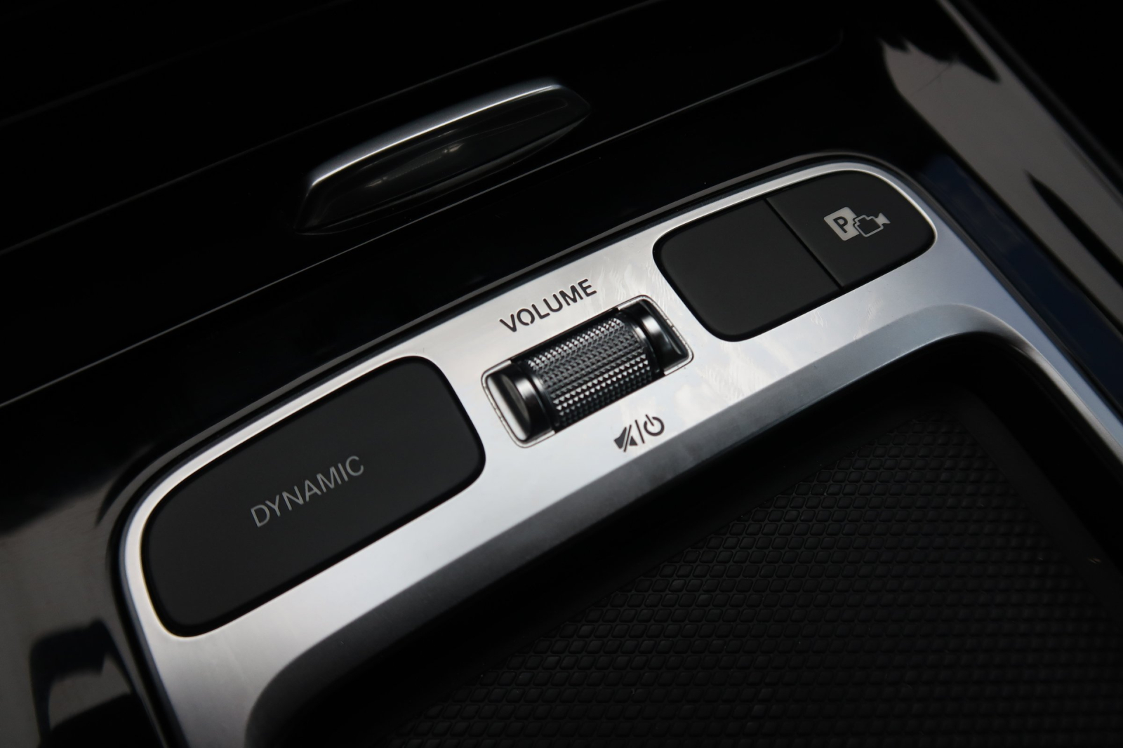 Mercedes-Benz GLA - 2024