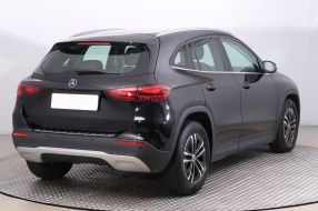 Mercedes-Benz GLA - 2024