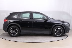 Mercedes-Benz GLA - 2024