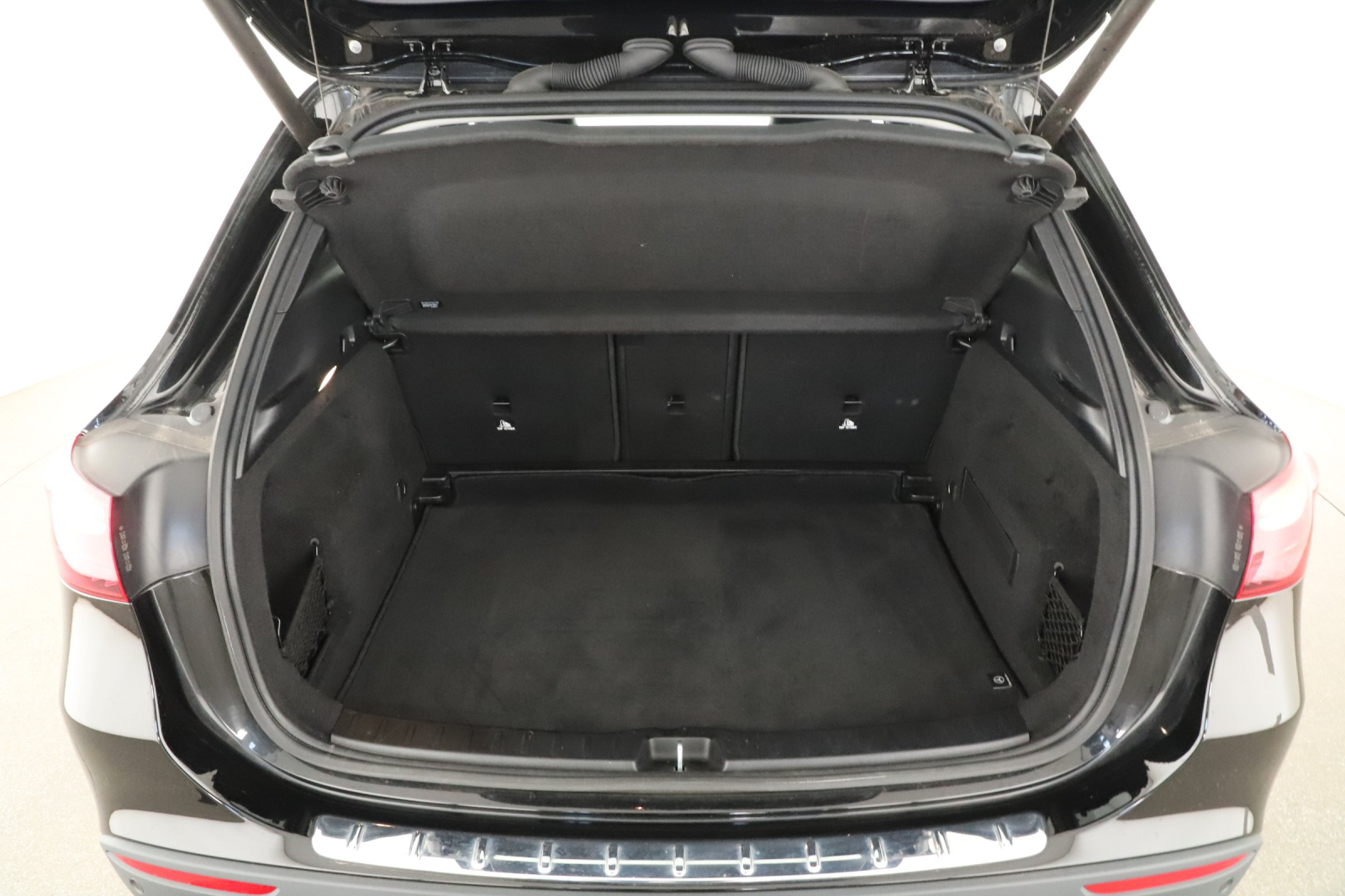 Mercedes-Benz GLA - 2024