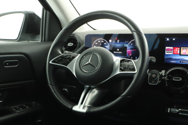 Mercedes-Benz GLA - 2024