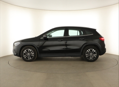 Mercedes-Benz GLA - 2024