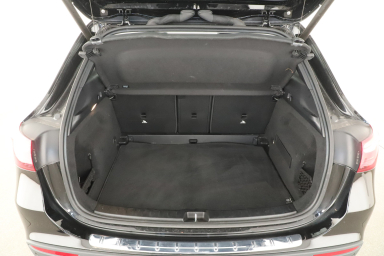 Mercedes-Benz GLA - 2024