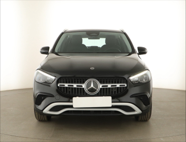 Mercedes-Benz GLA - 2024