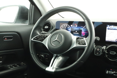 Mercedes-Benz GLA - 2024