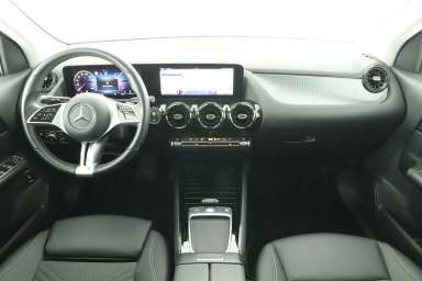 Mercedes-Benz GLA - 2024