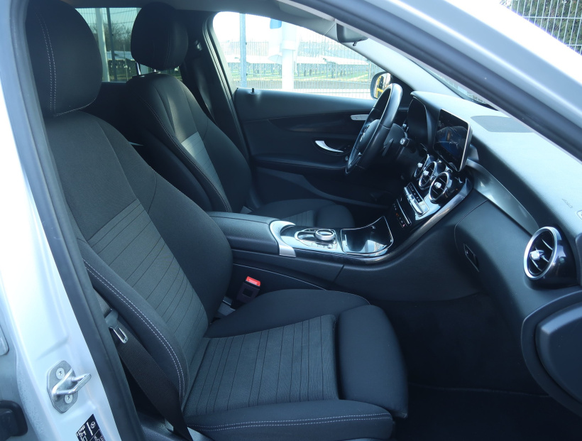 Mercedes-Benz C, 2019