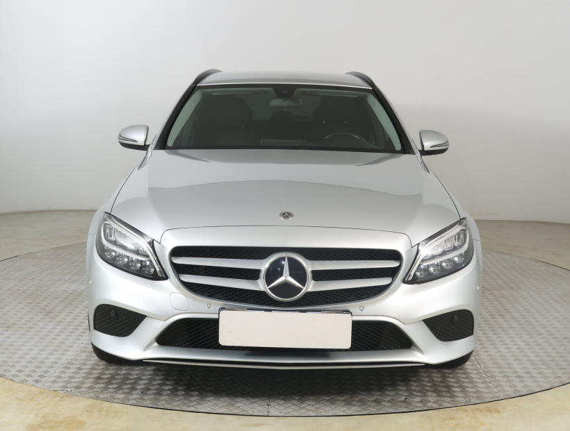 Mercedes-Benz C, 2019