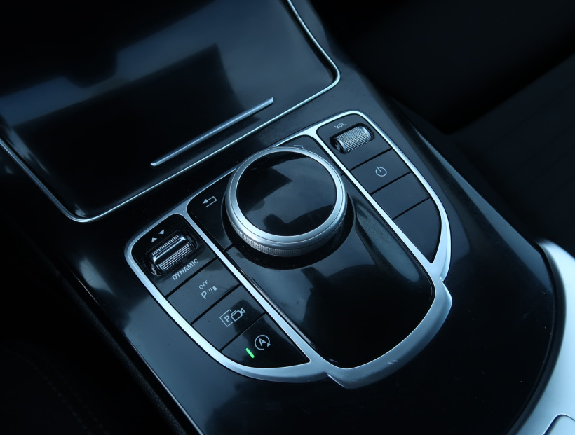 Mercedes-Benz C, 2019