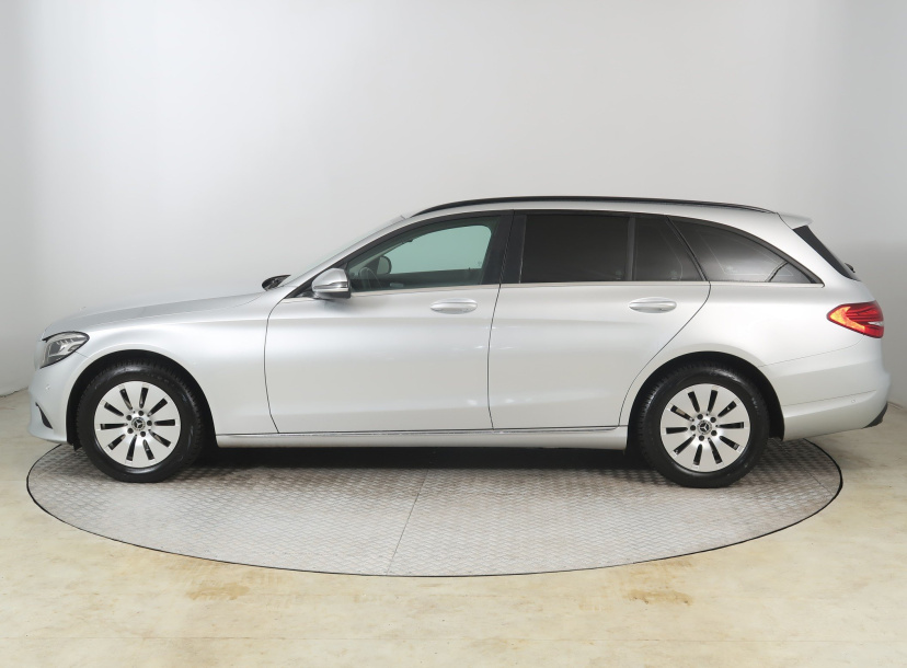 Mercedes-Benz C, 2019