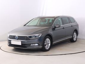 Volkswagen Passat - 2015