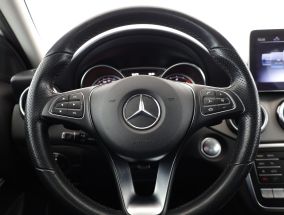 Mercedes-Benz GLA - 2019