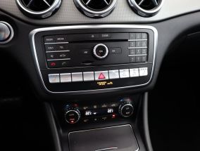 Mercedes-Benz GLA - 2019