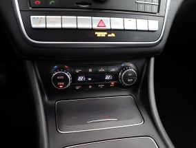 Mercedes-Benz GLA - 2019