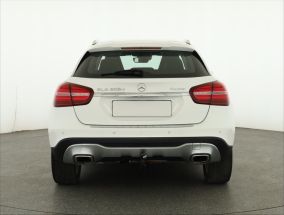 Mercedes-Benz GLA - 2019