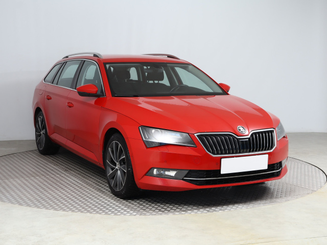 Škoda Superb 2015