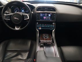 Jaguar XE - 2019
