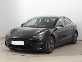 Tesla Model 3 - 2020