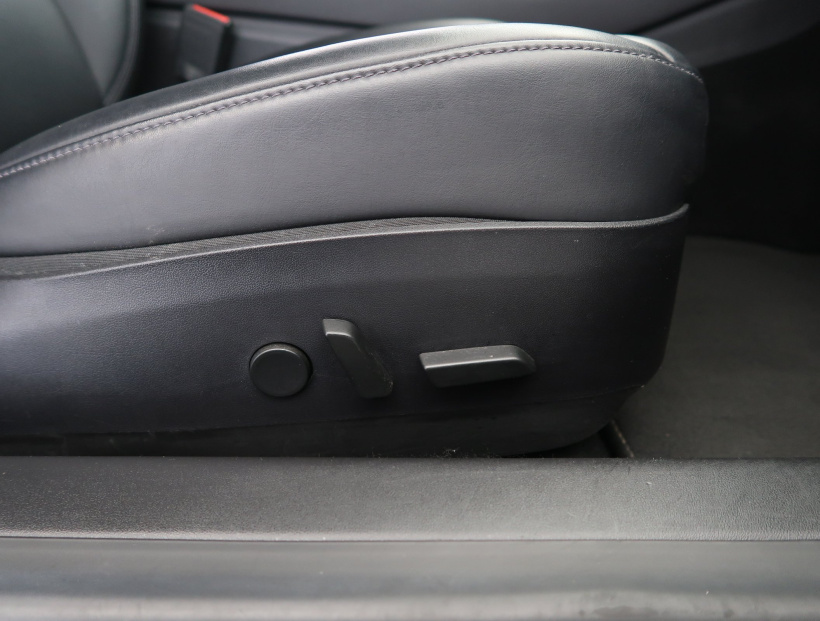Tesla Model 3, 2019