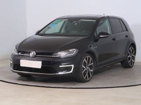 Volkswagen e-Golf - 2019